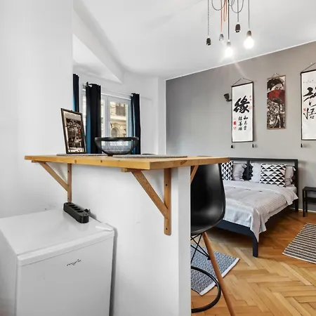 Chic Studio Old Town 1