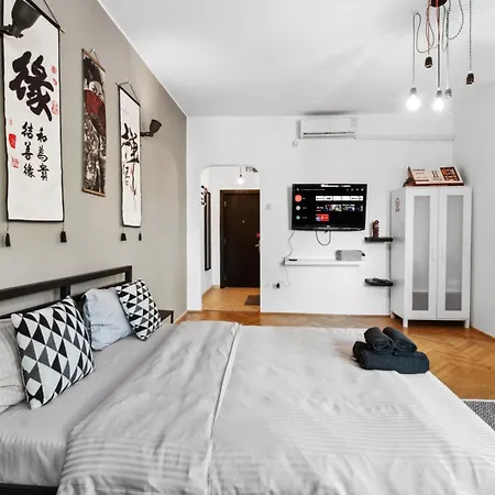 Apartment Chic Studio Old Town 1 Bucharest