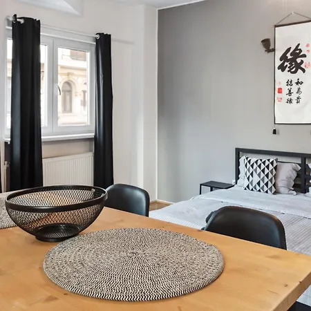 Chic Studio Old Town 1 * Bucharest